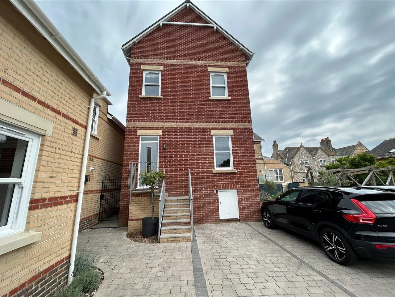 Massandra Court, DT4, photo 7