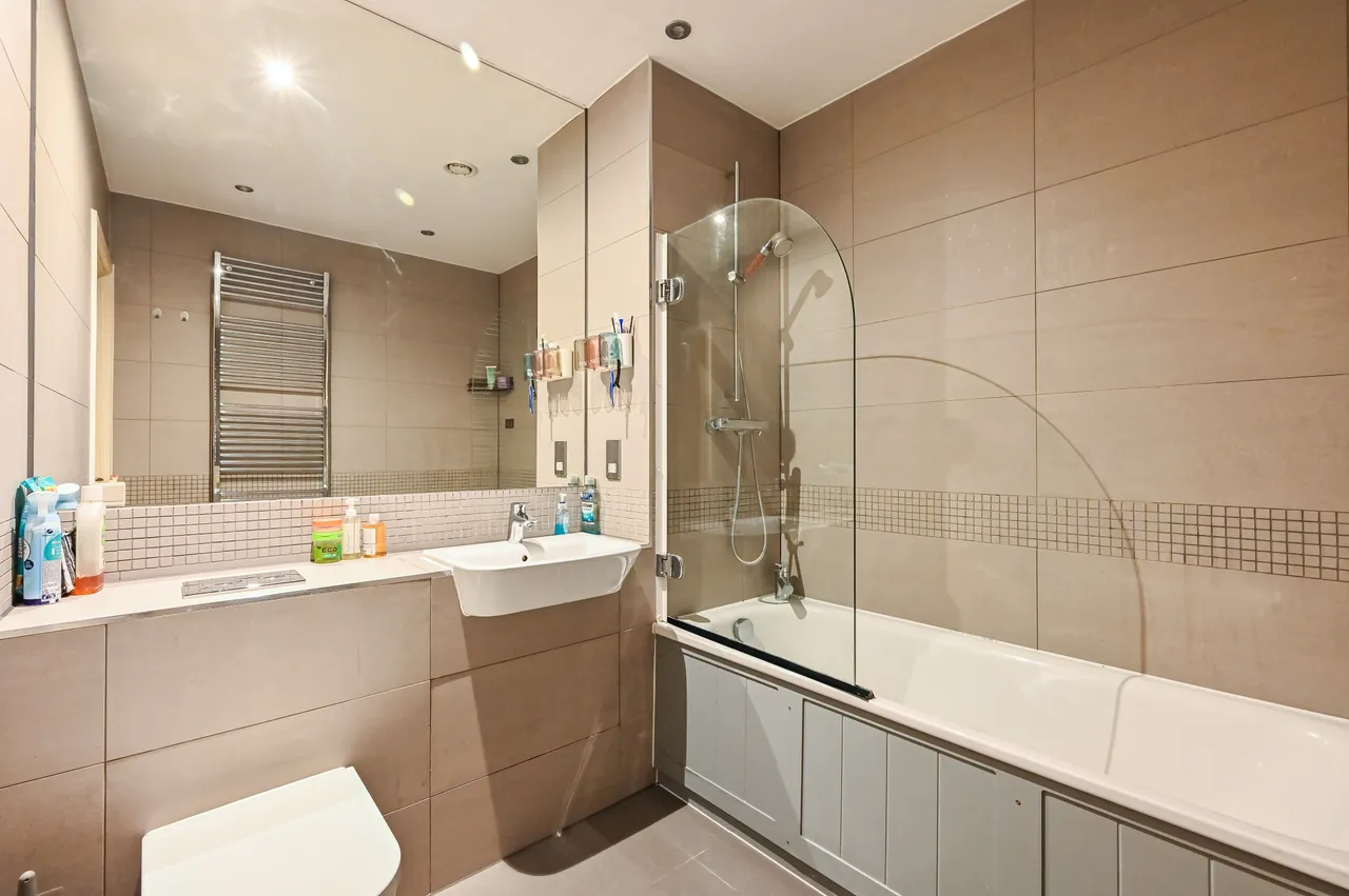London, E16, photo 11