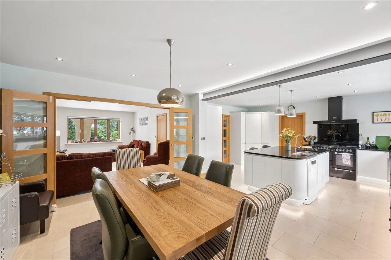Carleton Road, Pontefract, photo 6