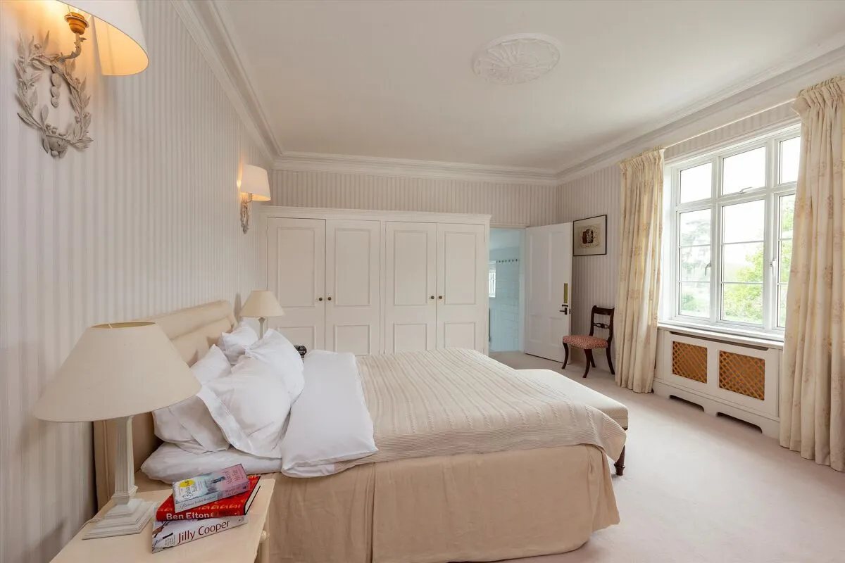 Guildford Road, Broadbridge Heath, RH12, photo 14