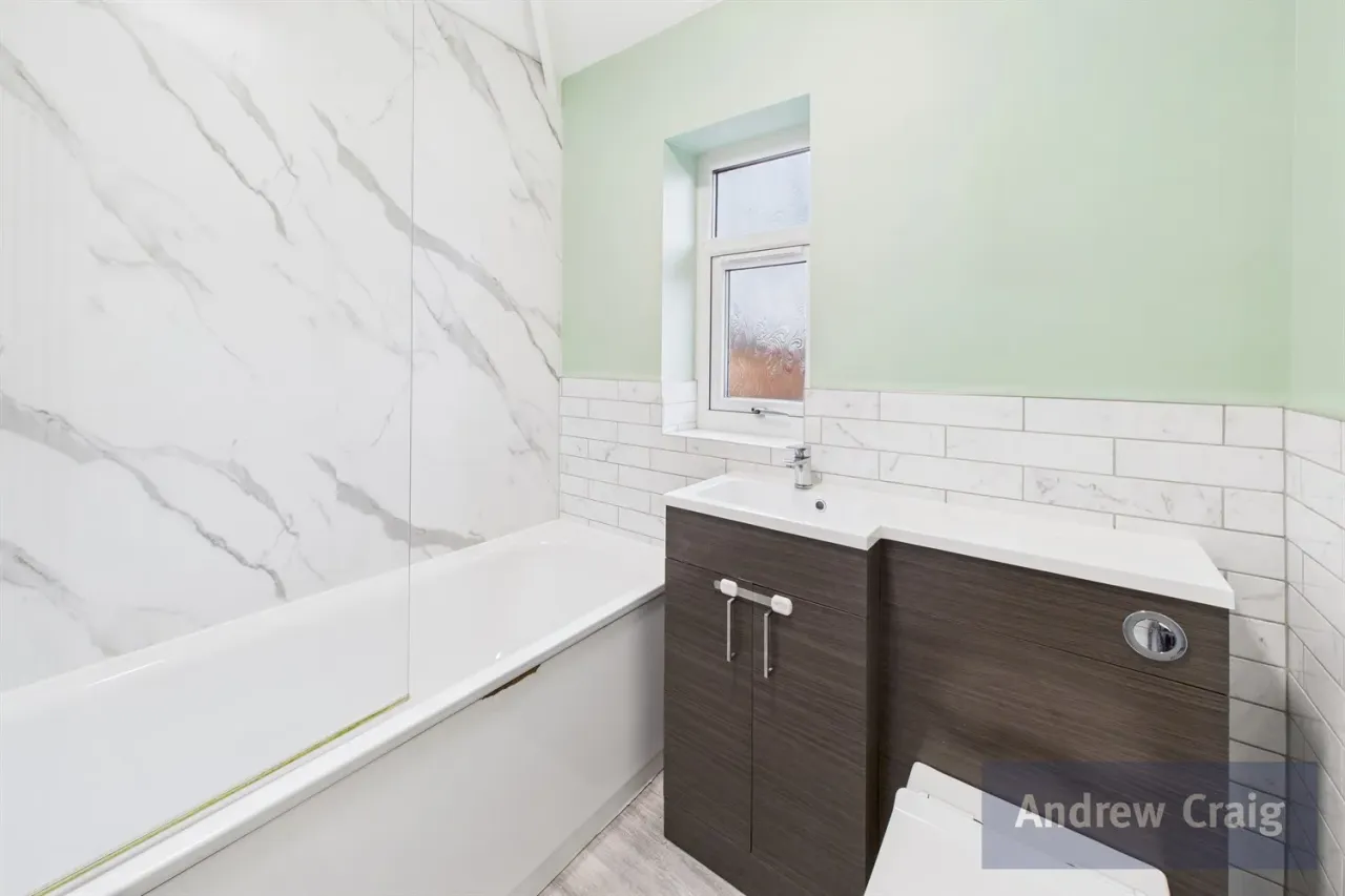 Ogle Grove, Jarrow, NE32, photo 7