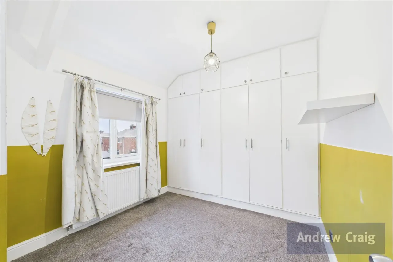 Ogle Grove, Jarrow, NE32, photo 6