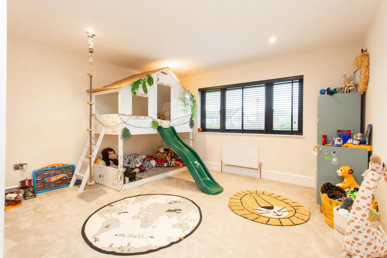 Sandwich Road, Cliffsend, CT12, photo 18