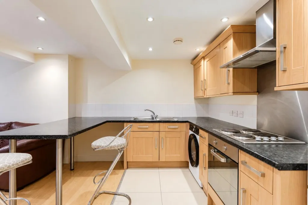 Tachbrook Road, Leamington Spa, photo 5