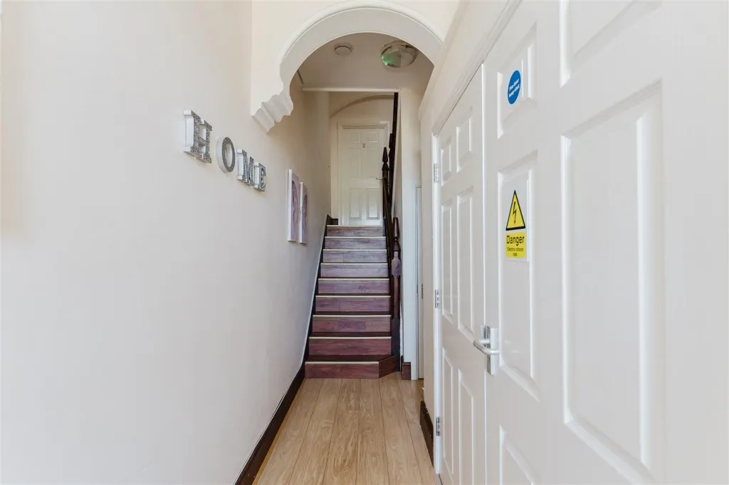 Tachbrook Road, Leamington Spa, photo 3