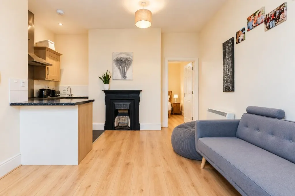 Tachbrook Road, Leamington Spa, photo 7