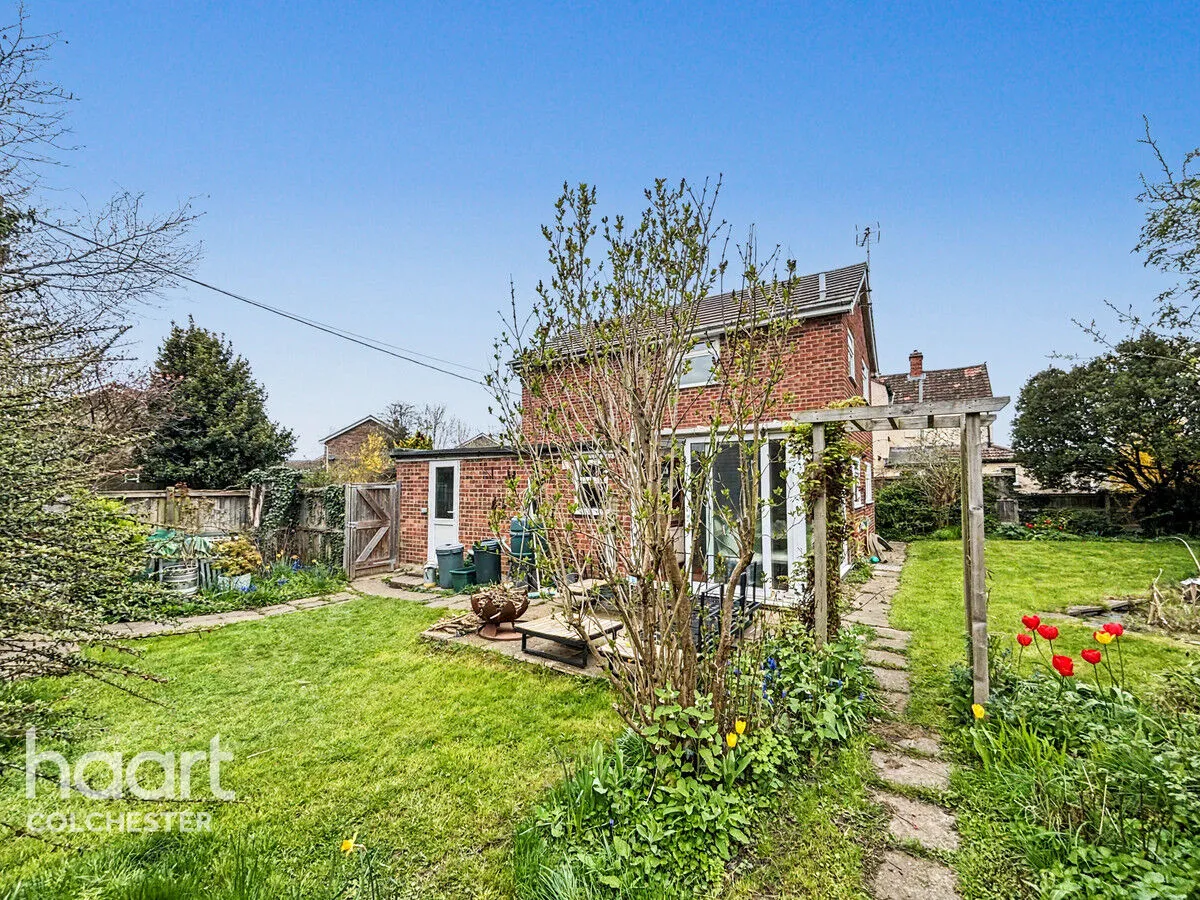 Jays Lane, Marks Tey, CO6, photo 20