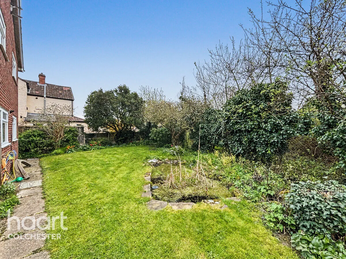 Jays Lane, Marks Tey, CO6, photo 16