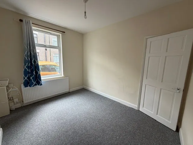 Julian Street, Grimsby, DN32, photo 2