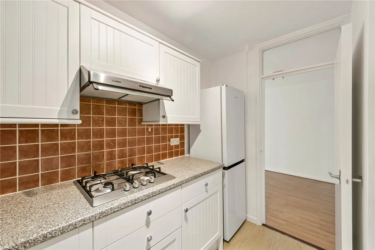 Holden Road, Woodside Park, London, N12, photo 12