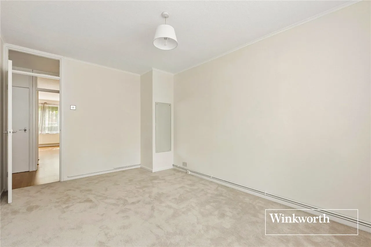 Holden Road, Woodside Park, London, N12, photo 5