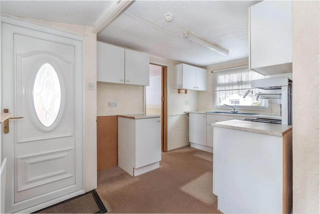 The Glen, Linthurst Newtown, Blackwell, Bromsgrove, B60 1BX, photo 6