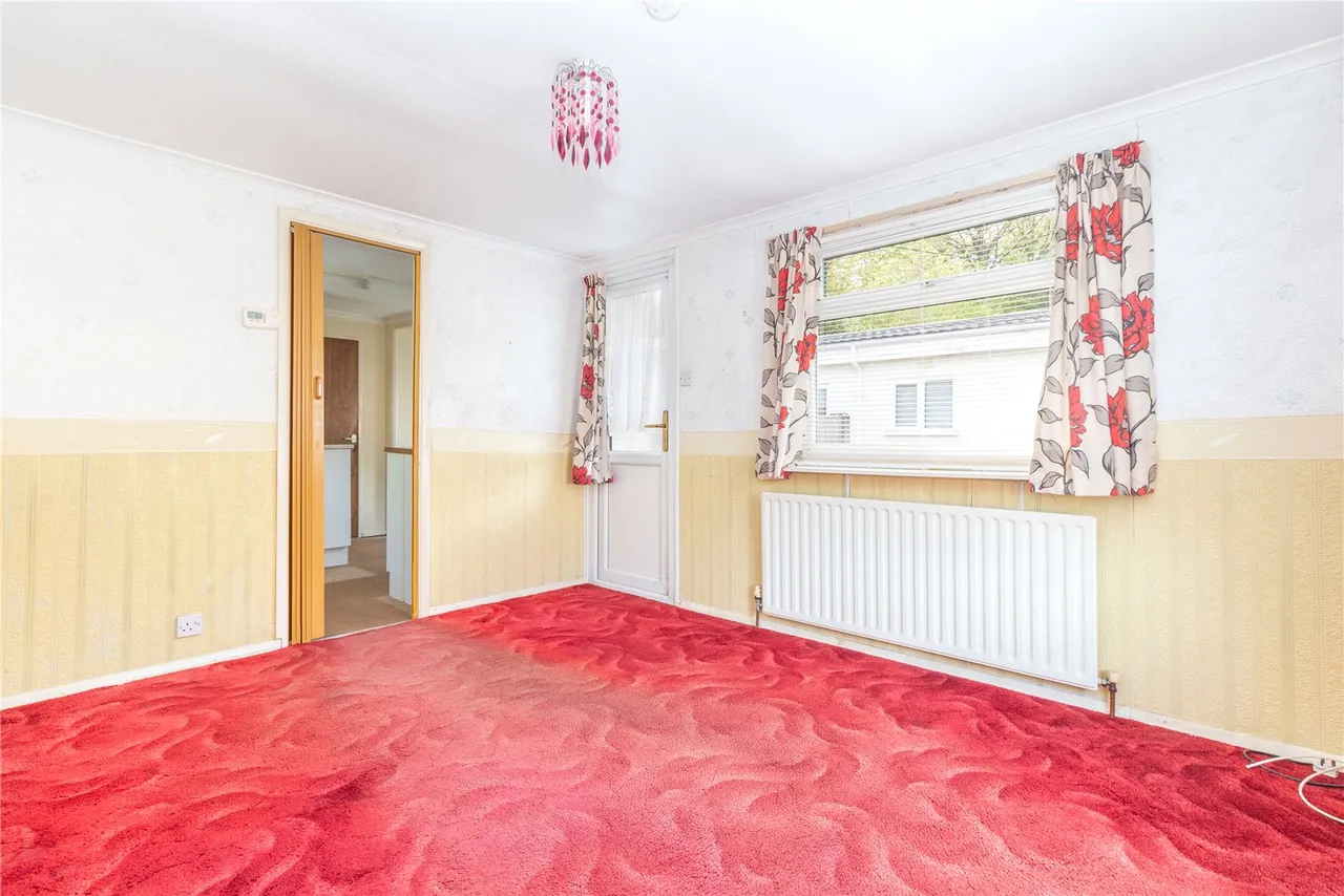 The Glen, Linthurst Newtown, Blackwell, Bromsgrove, B60 1BX, photo 4