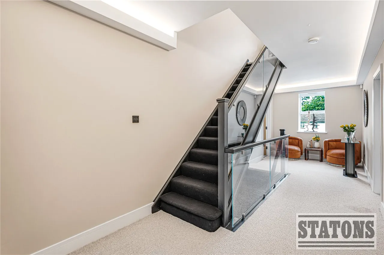 Kingwell Road, Hadley Wood, EN4 0HZ, photo 15