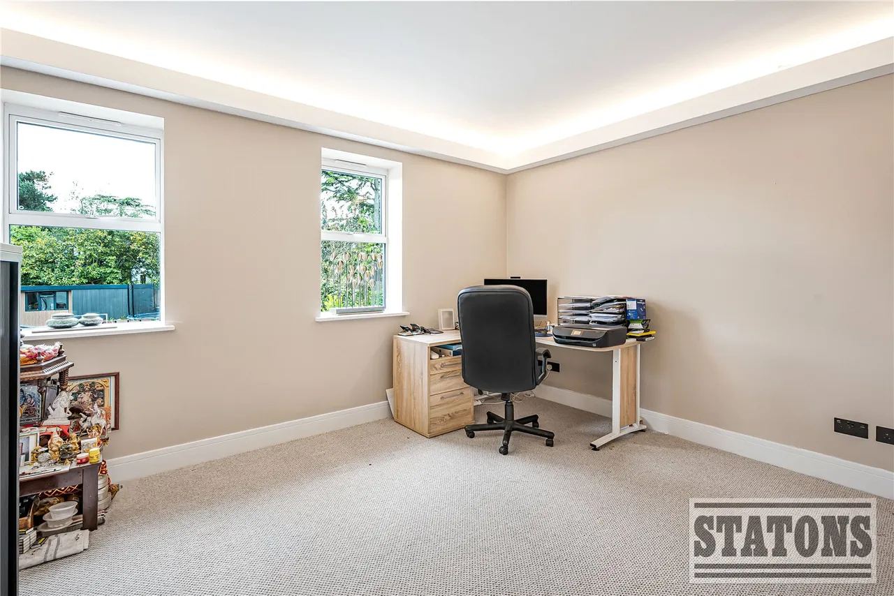 Kingwell Road, Hadley Wood, EN4 0HZ, photo 23