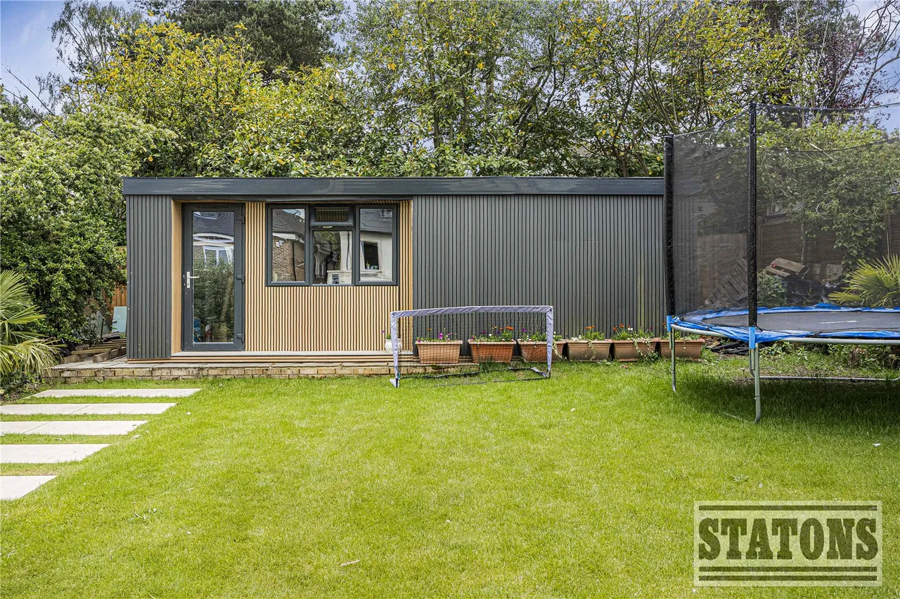 Kingwell Road, Hadley Wood, EN4 0HZ, photo 35
