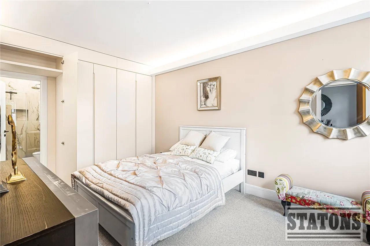 Kingwell Road, Hadley Wood, EN4 0HZ, photo 16