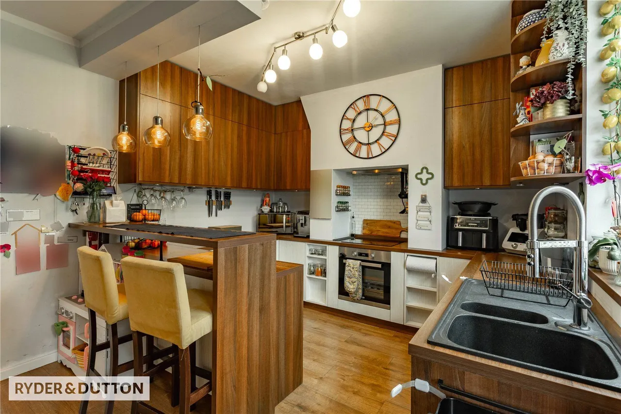 Clovelly Street, Castleton, OL11, photo 7