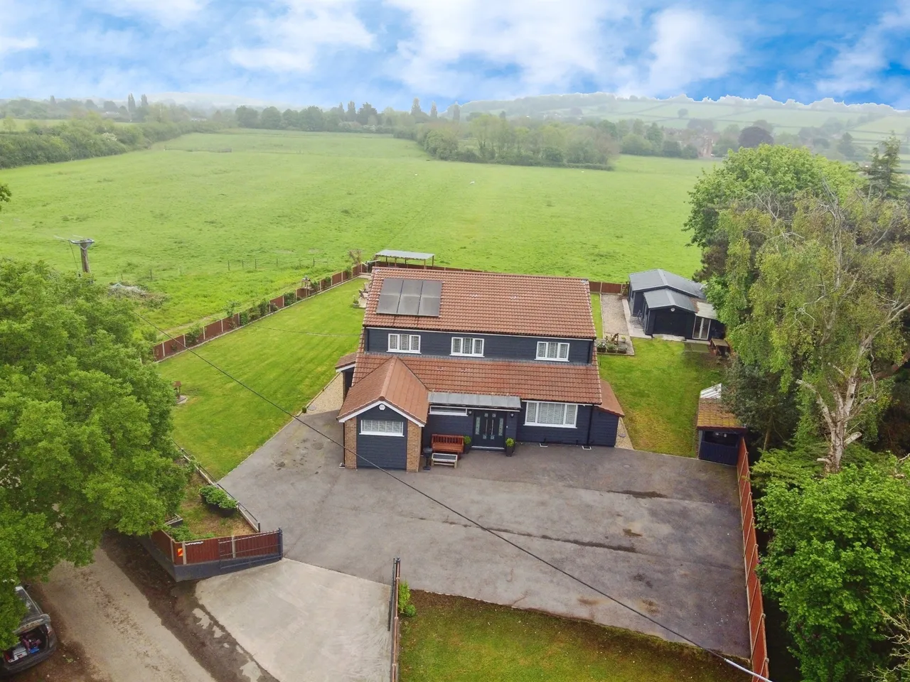 5 bed house for sale — Chilthorne Hill, Chilthorne Domer, Yeovil