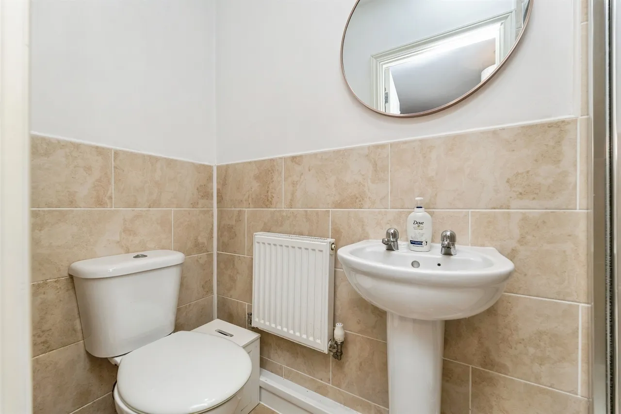 Barnsley Road, Brierley, S72, photo 15