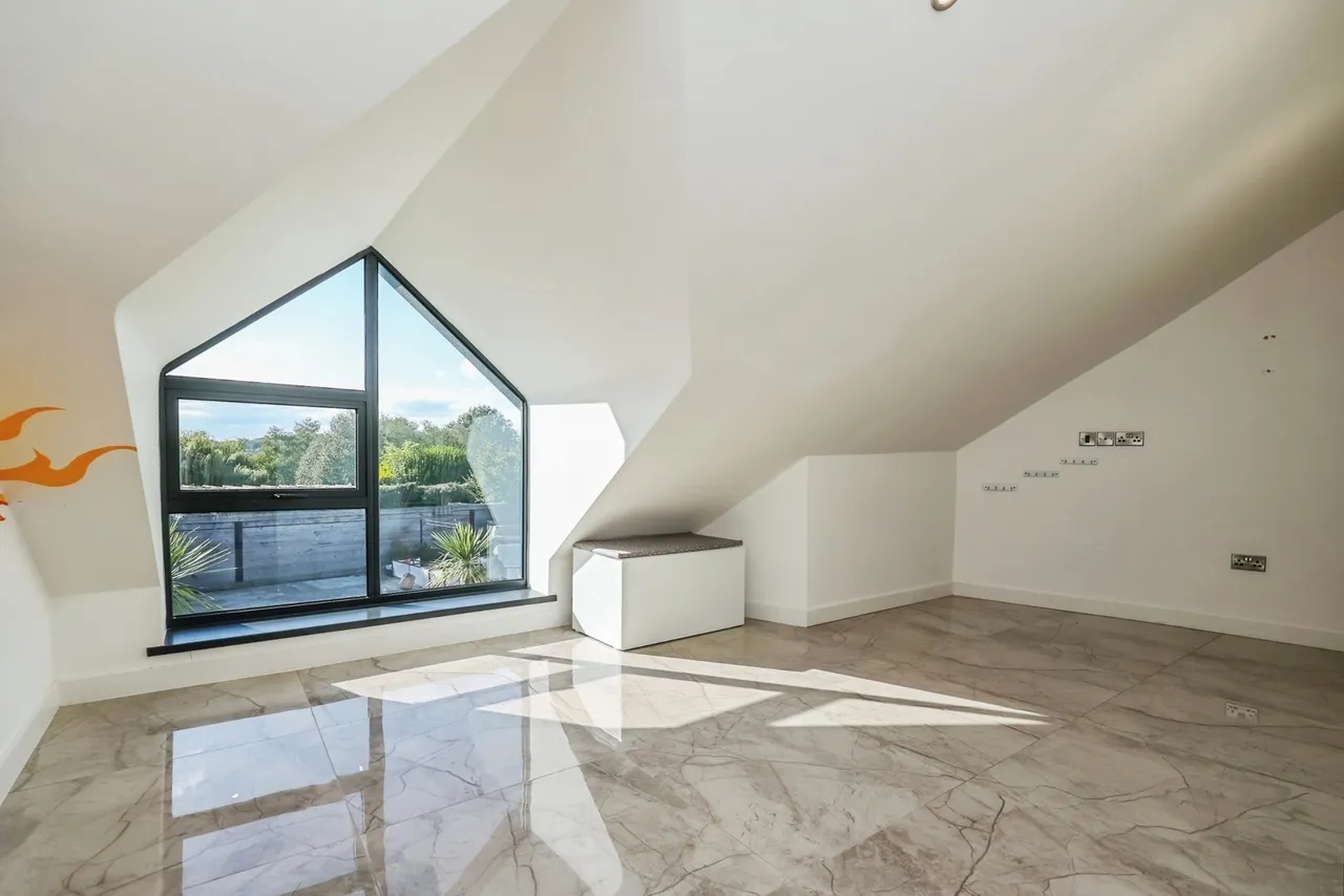 Nottingham Road, Langley Mill, Nottingham, Derbyshire, NG16, photo 13