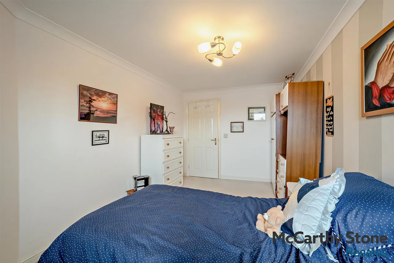 Station Road, Worle, BS22, photo 6