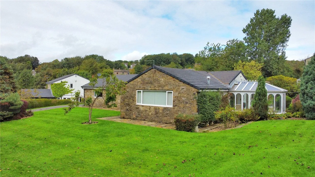 Greave Clough Drive, Bacup, OL13, photo 15