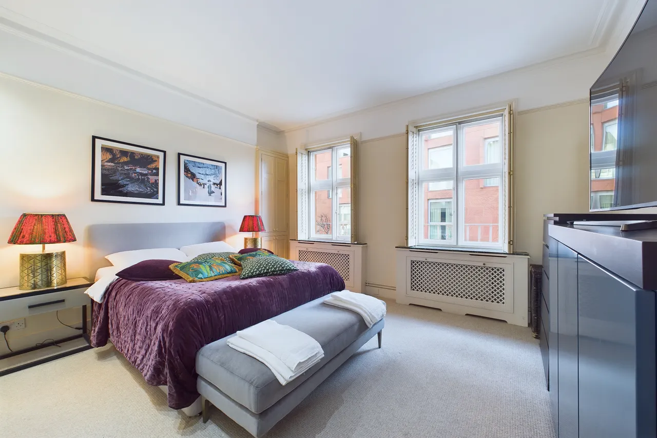 Buckingham Court, Buckingham Gate, SW1, photo 5