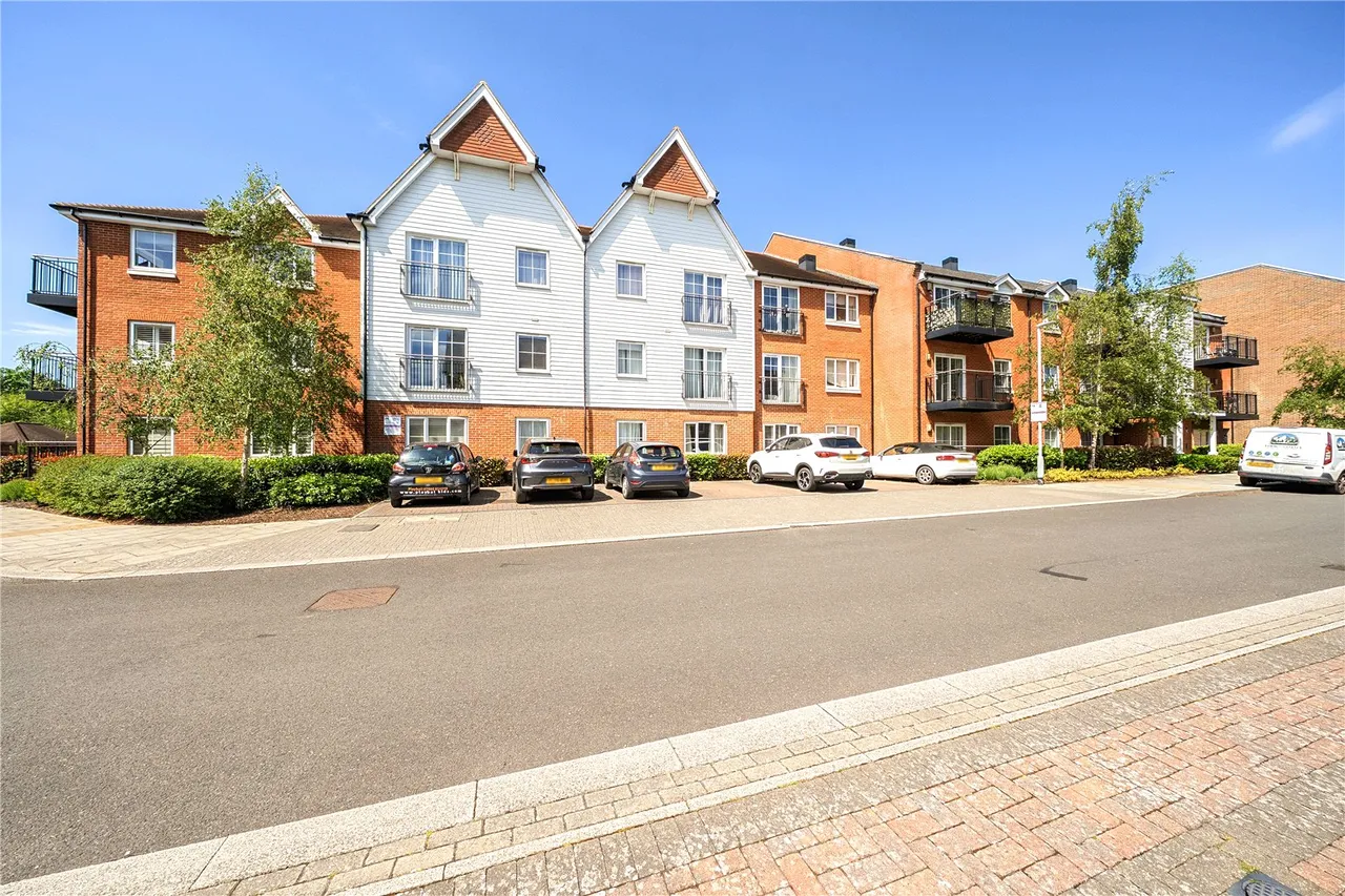 1 bed flat for sale — Mere Road, Dunton Green, Sevenoaks, Kent, TN14 5FX