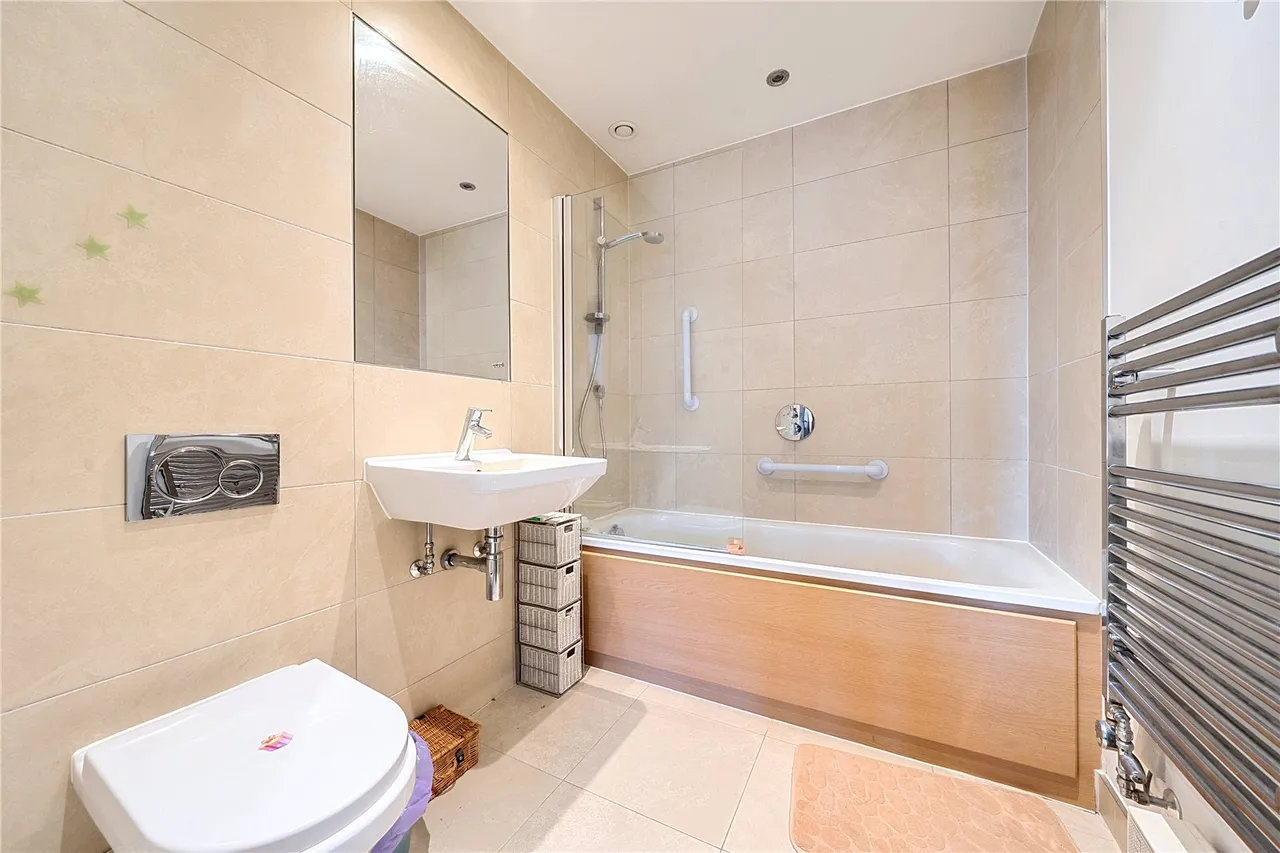 Mere Road, Dunton Green, Sevenoaks, Kent, TN14 5FX, photo 3