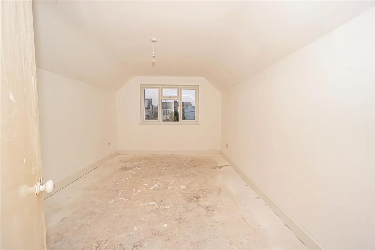 Hollington Old Lane, St Leonards-On-Sea, photo 4