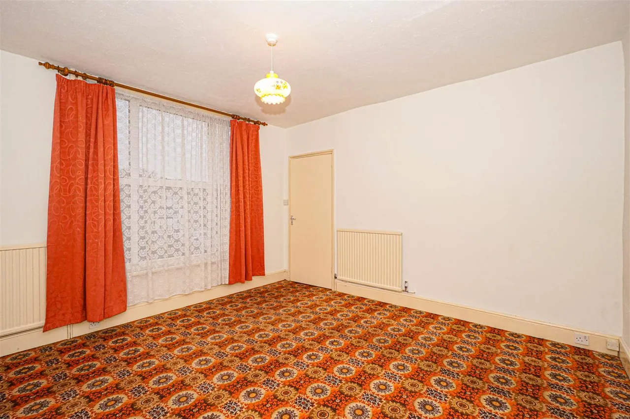 Hollington Old Lane, St Leonards-On-Sea, photo 13