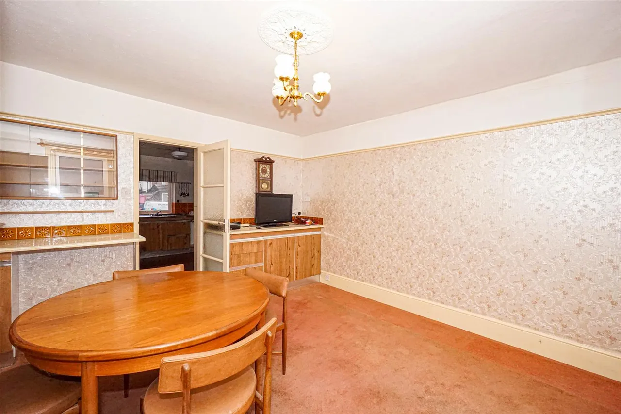 Hollington Old Lane, St Leonards-On-Sea, photo 23