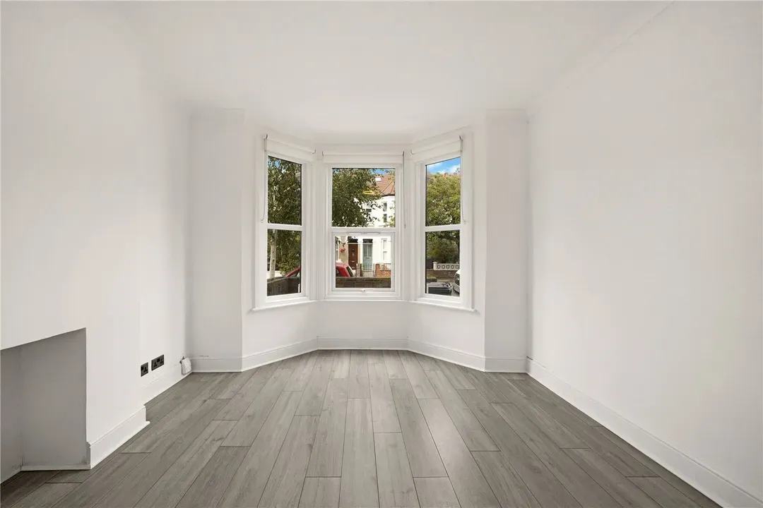 Drayton Avenue, West Ealing, London, W13, photo 18