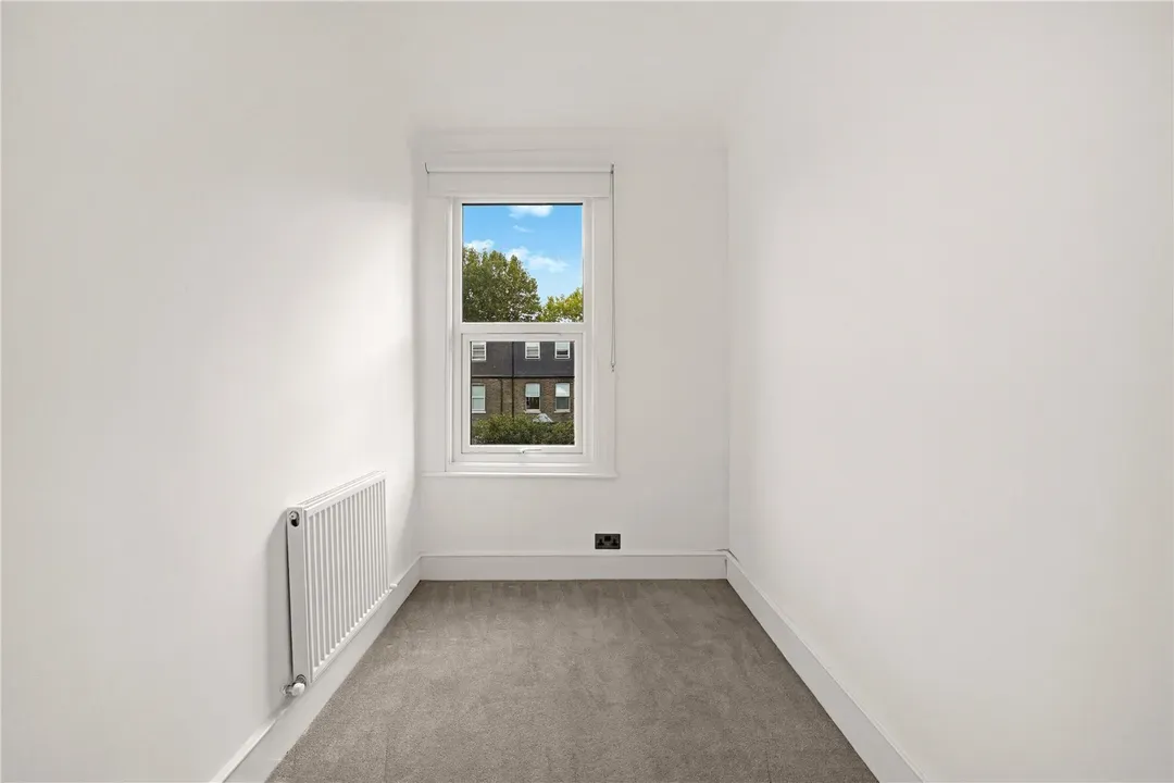 Drayton Avenue, West Ealing, London, W13, photo 19