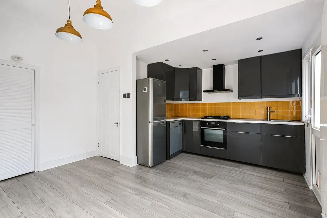 Drayton Avenue, West Ealing, London, W13, photo 2