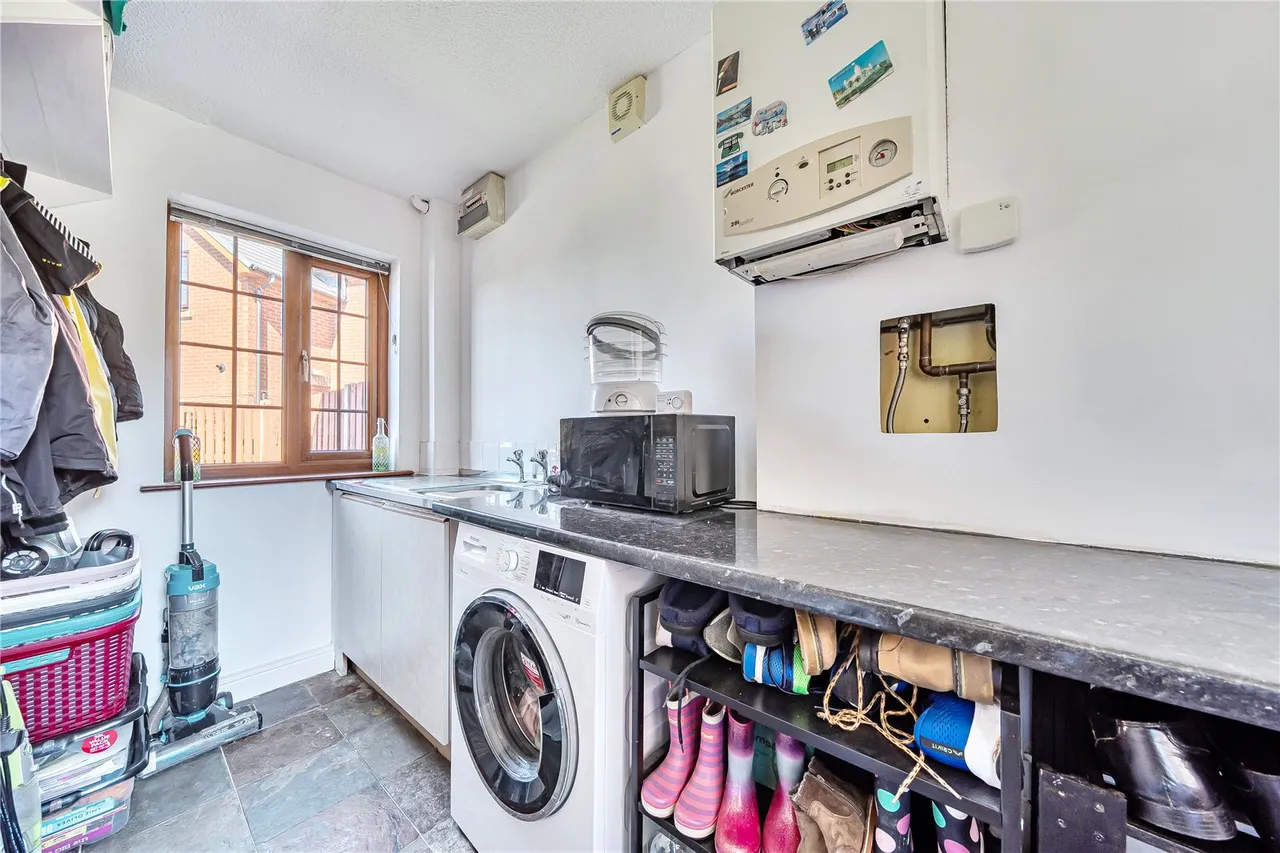 Rhos Y Maen Isaf, Llanidloes, Powys, SY18 6LB, photo 6