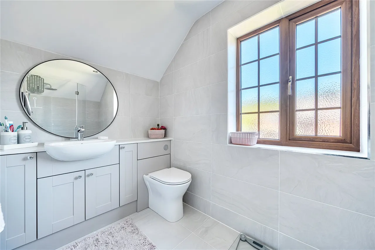 Rhos Y Maen Isaf, Llanidloes, Powys, SY18 6LB, photo 11