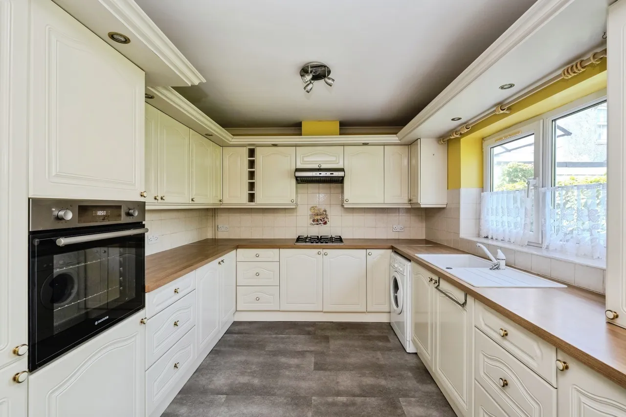 Glebe Road, Loughor, SA4, photo 9