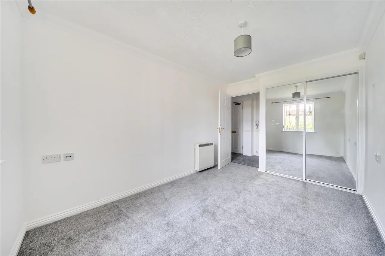 High Street, Portishead, BS20, photo 8