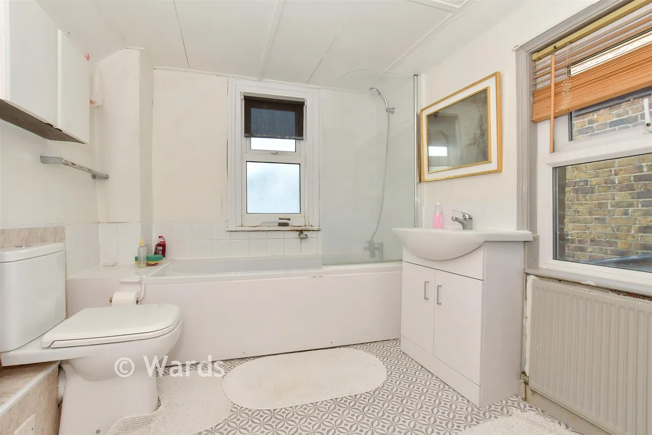 Robert Street, Deal, CT14, photo 14