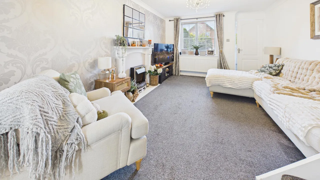 Paddington Way, Morton, photo 7