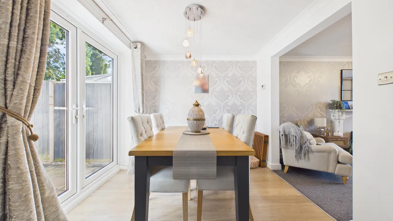 Paddington Way, Morton, photo 8