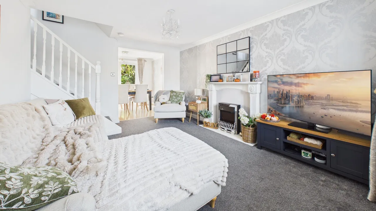 Paddington Way, Morton, photo 13