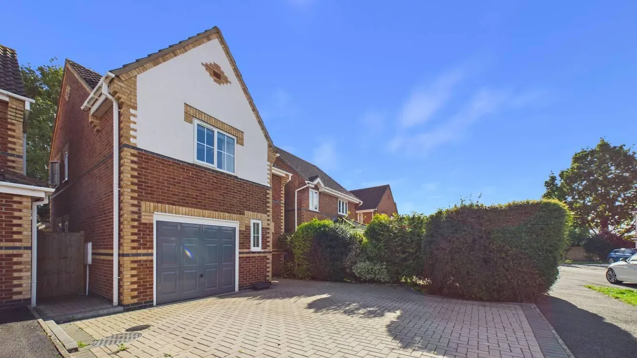 Paddington Way, Morton, photo 36