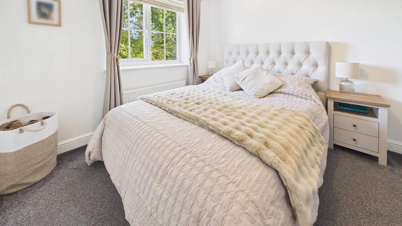 Paddington Way, Morton, photo 10