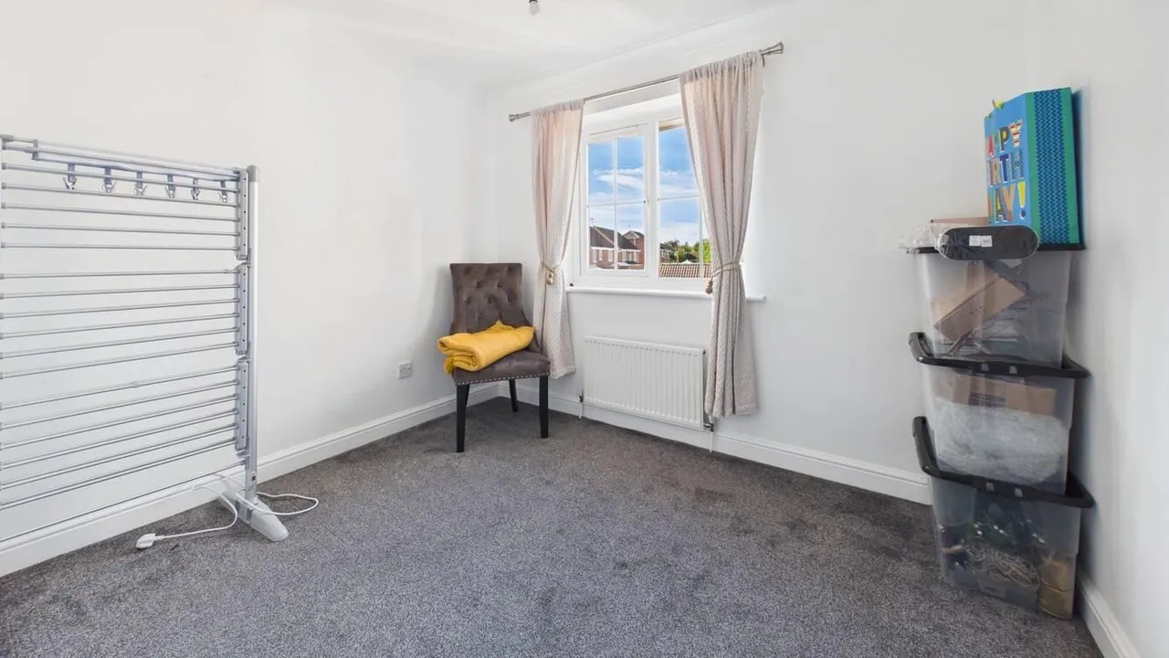 Paddington Way, Morton, photo 26
