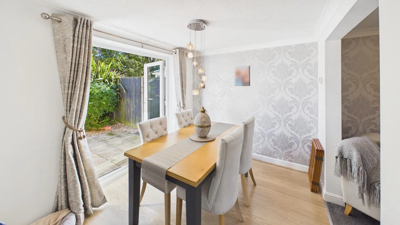 Paddington Way, Morton, photo 14