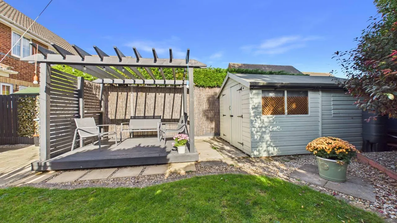 Paddington Way, Morton, photo 34