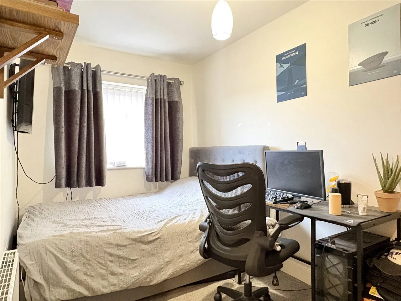 Wellyhole Street, Oldham, OL4, photo 11